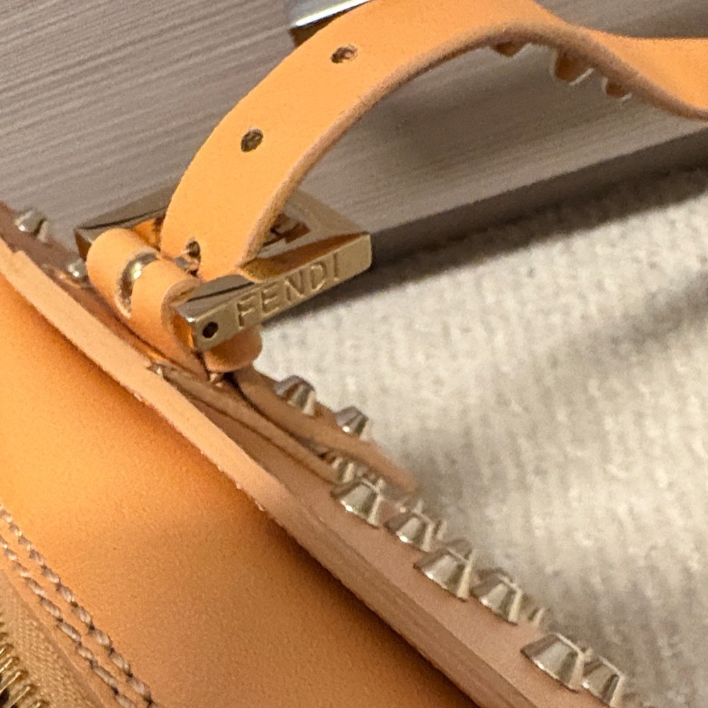 NWOT Fendi Studded Tan Leather Bag - Picture 5 of 10
